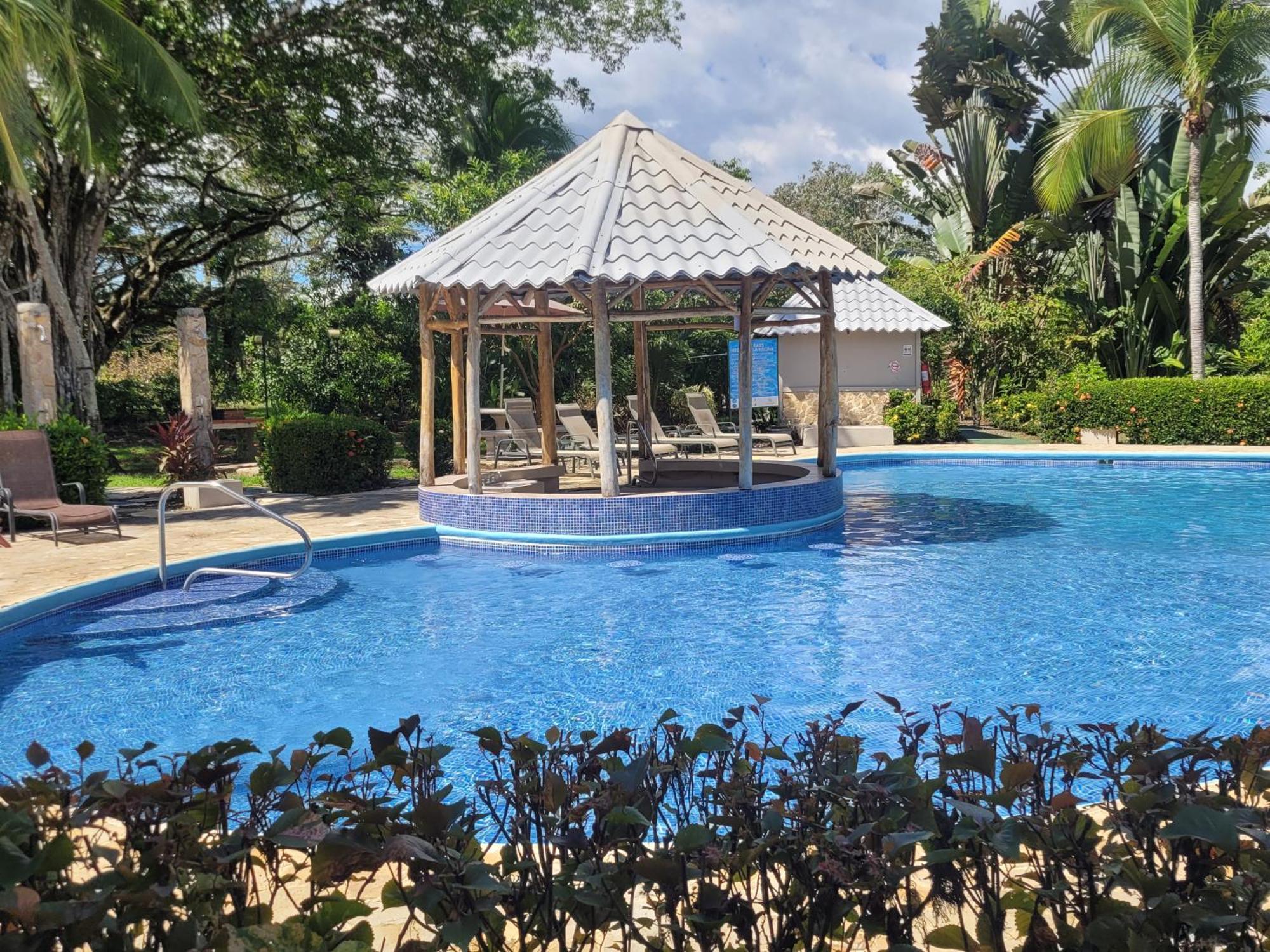 Tropical Bliss Pool Wi-Fi Bbq Near Quepos Manuel Antonio Daire Dış mekan fotoğraf